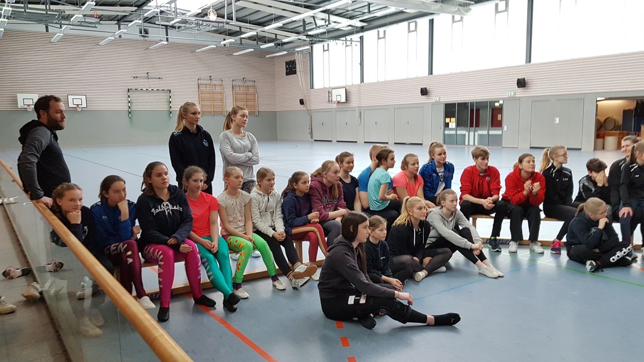 01 27 ArnoldLehrgangBesprechung